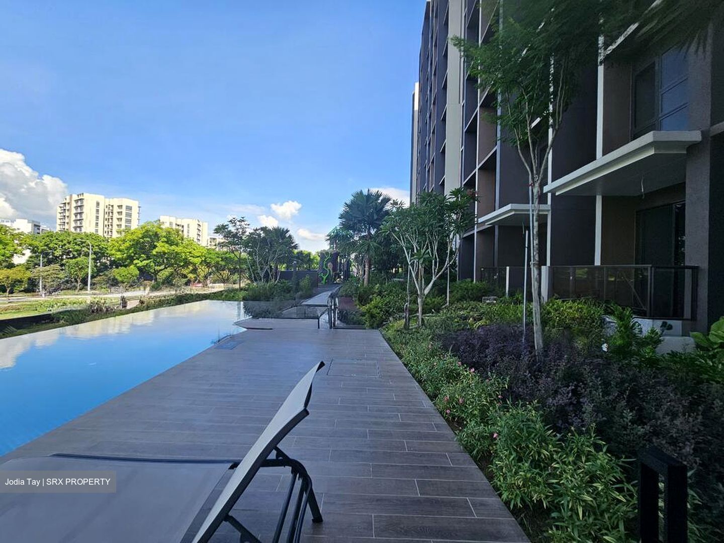 Tenet (D18), Condominium #497395191
